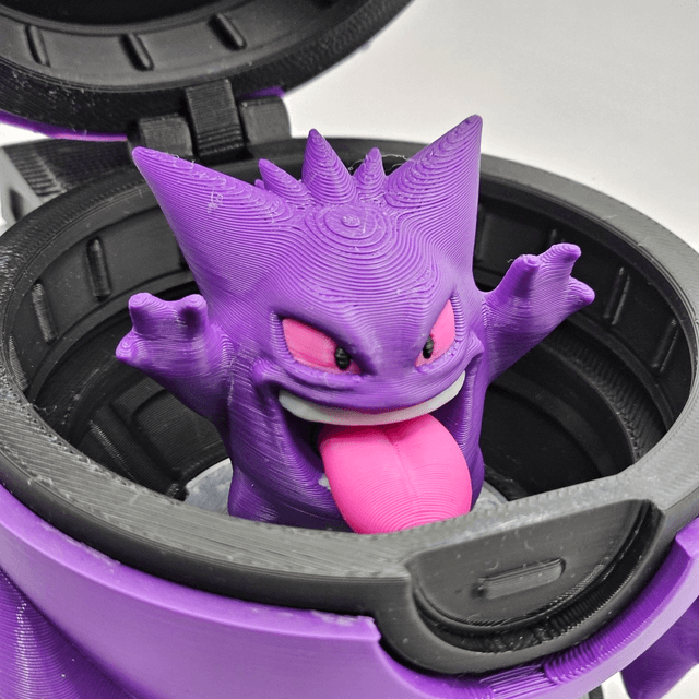 Gengar Pokeball With Stand and Gengar Character