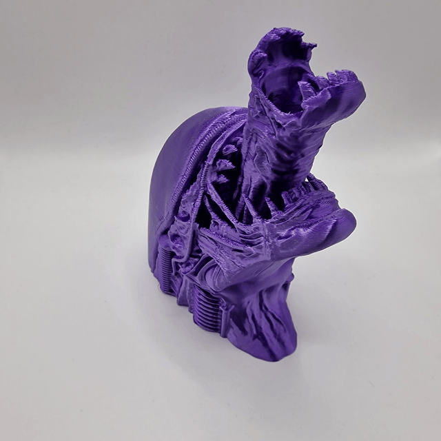 Alien Xenomorph Desktop Pen Holder